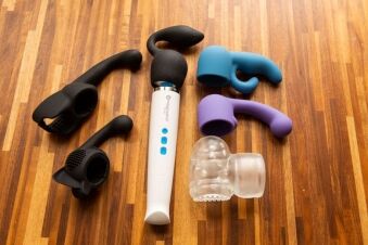 vibromasseur masculin 10 Best Magic Wand Attachments, Ranked by a Sexologist! main image 0